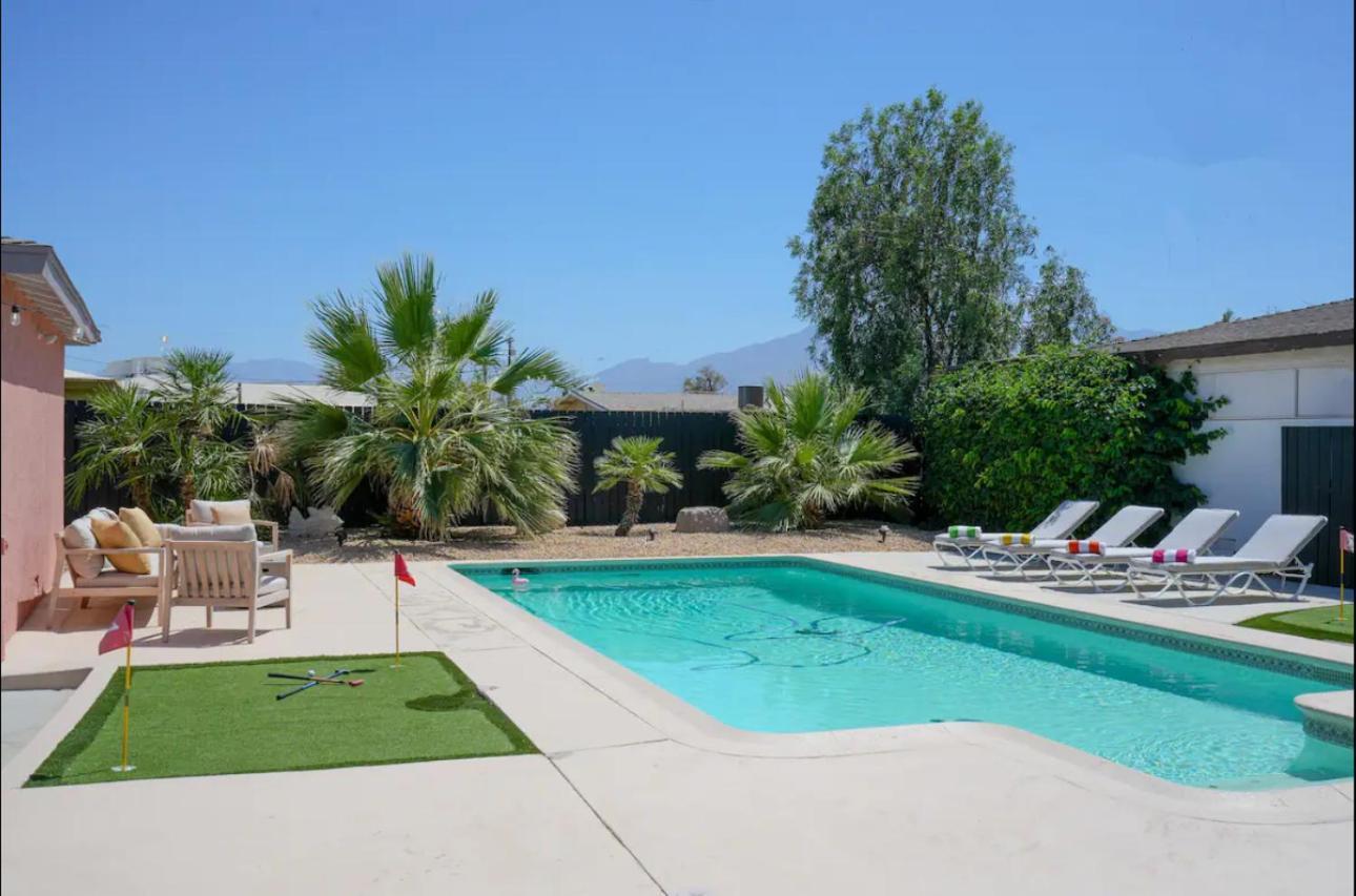 The Pink Cactus - Desert Retreat - Luxe Pool, Golf & Game Room Indio Zewnętrze zdjęcie